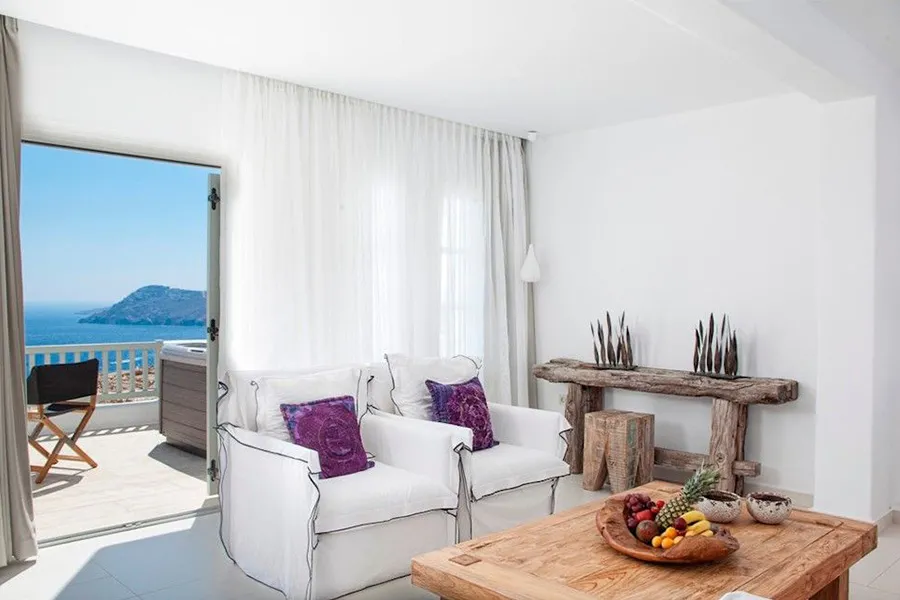 the king of villas rental mykonos luxury suites