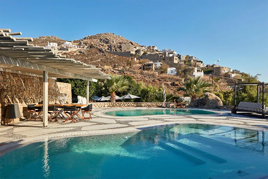 the king of villas rental mykonos luxury suites