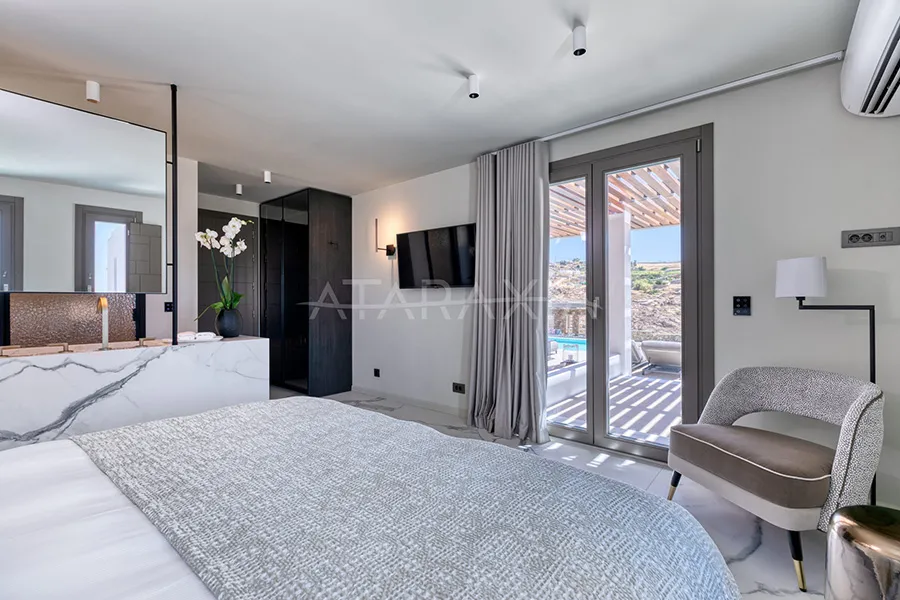 the king of villas rental mykonos