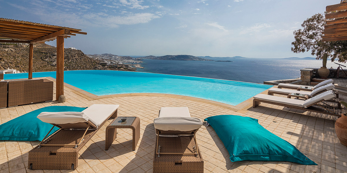 villas near mykonos town