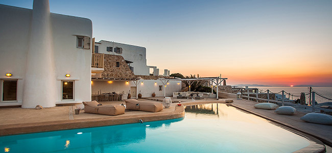 Private pools with Aegean Sea View